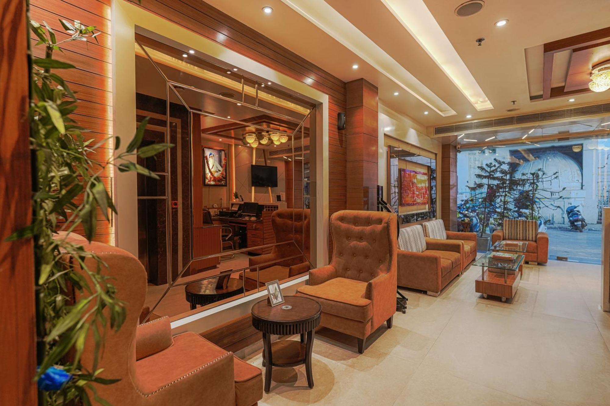 Csjs Inn Hotel Амритсар Екстериор снимка